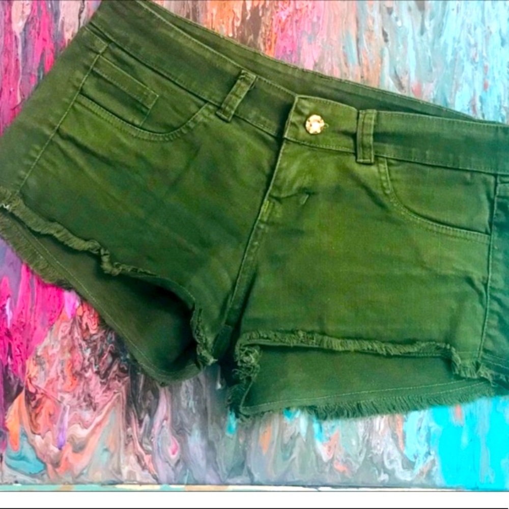Deportivos Felix Star | Green Fringe Daisy Dukes